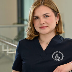 studentka stomatologii PUM